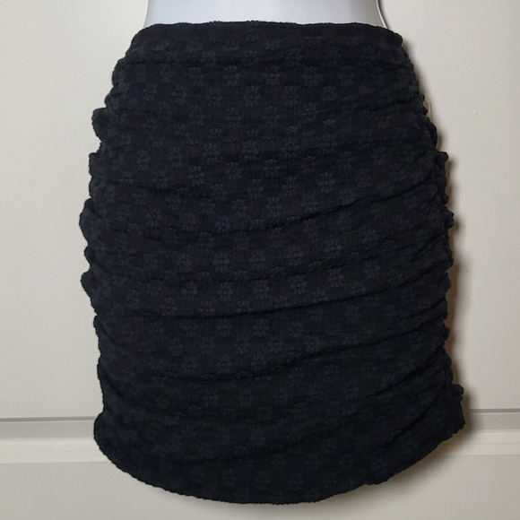 FREE PEOPLE Ona Convertible Ruched Skirt - Black - Size M (NWT) - Picture 6 of 9